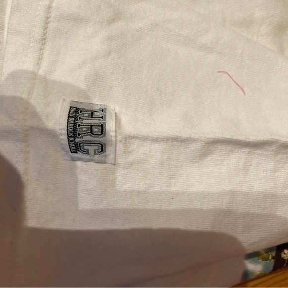 Hard Rock Nassau men’s Medium - Picture 3 of 4